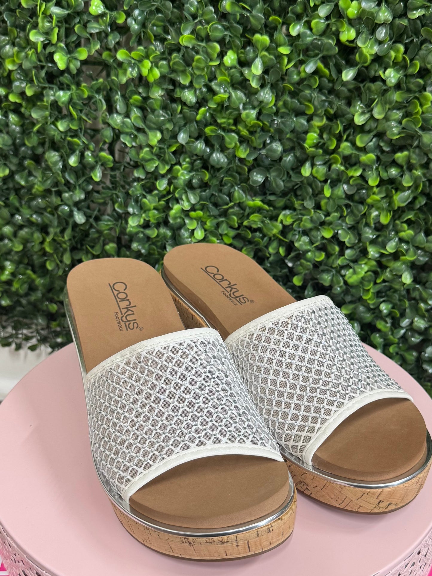 Corkys Lets Mesh Around - White
