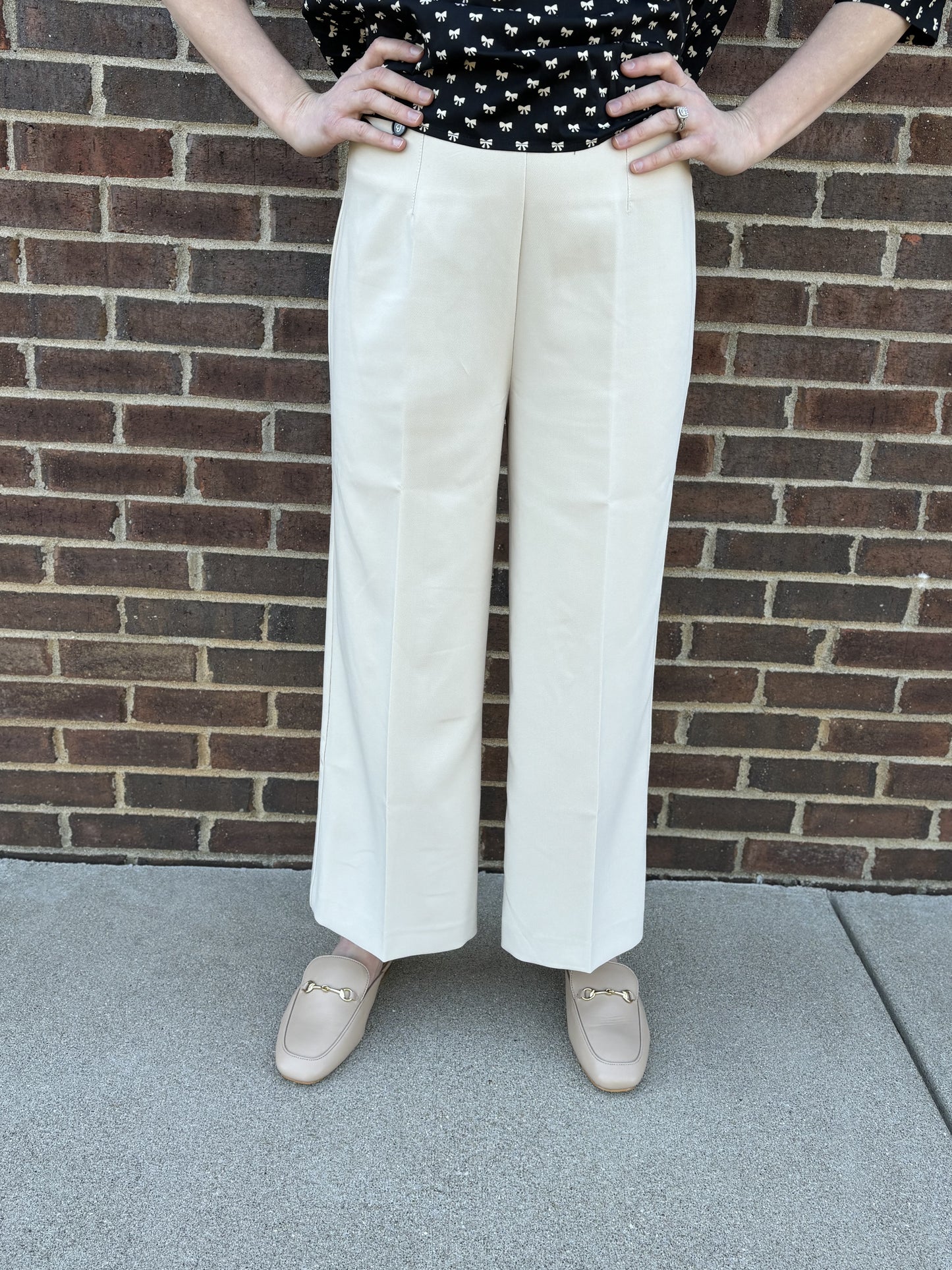Charlie B Beige Cropped Wide Leg Pants