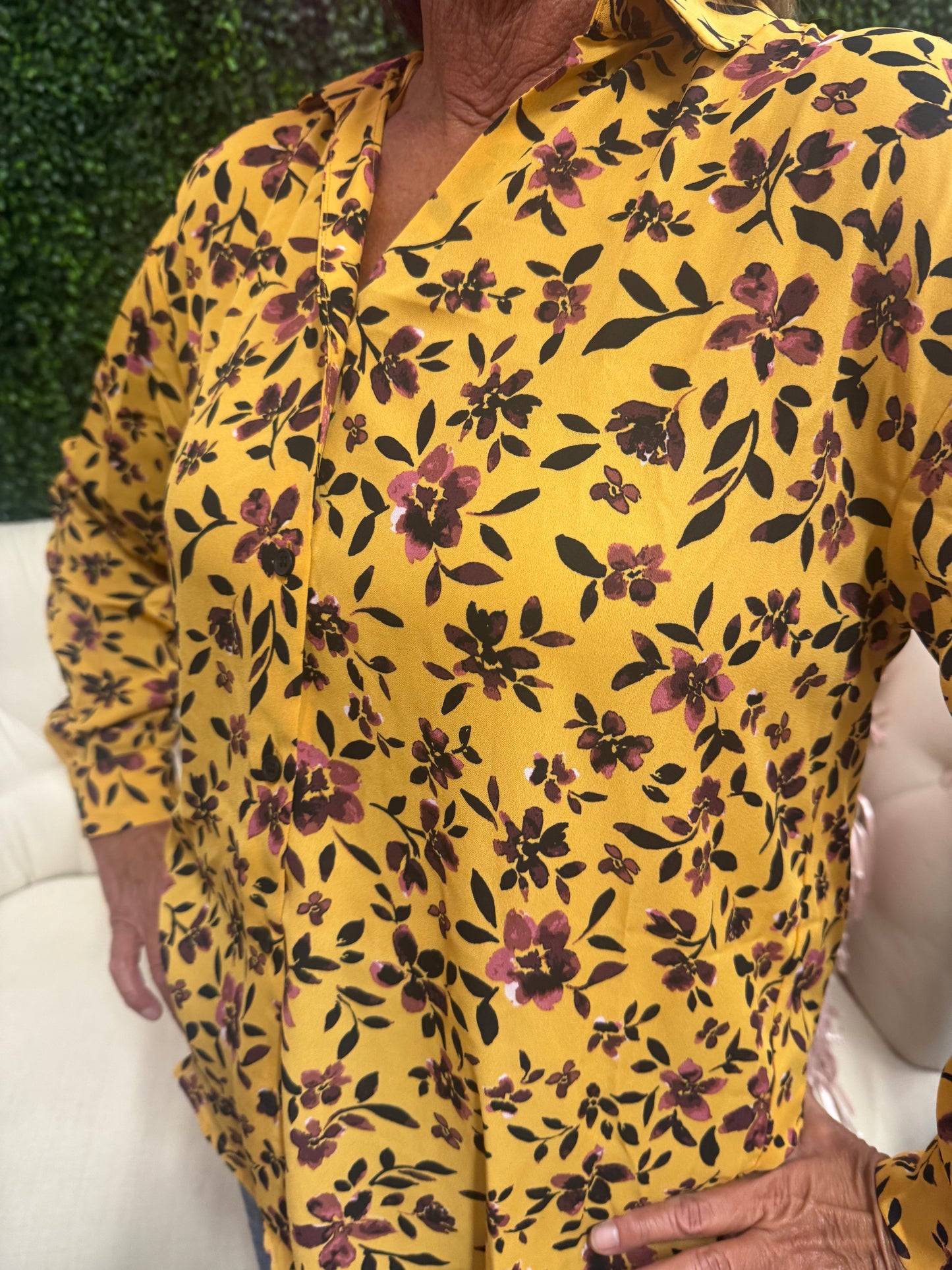 Keren Hart fall button blouse