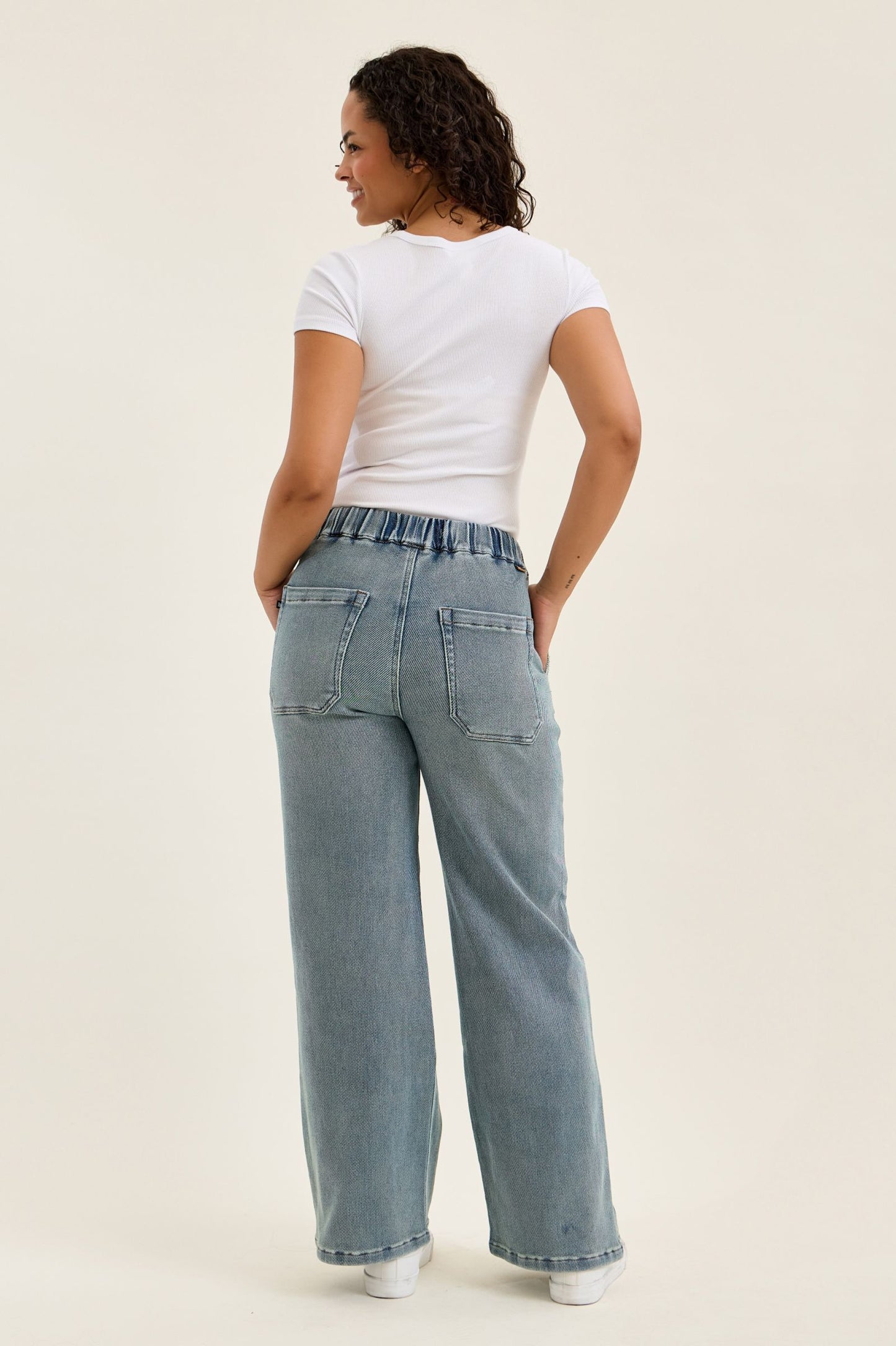 Judy Blue High Waist Wilhelmina Baggy Aged Stone Blue (Knit Indigo) Jeans