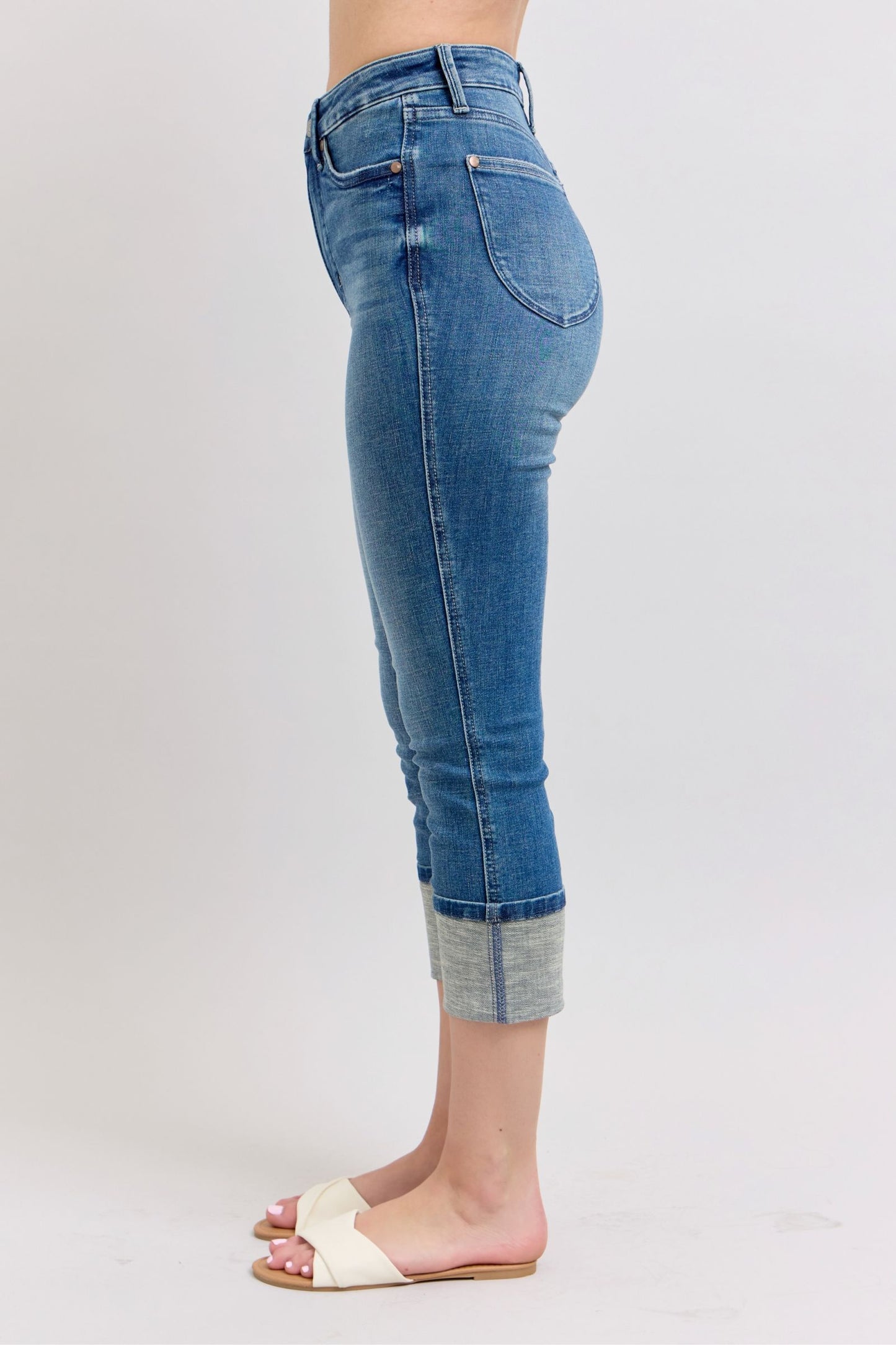 Judy Blue Tummy Control Capris