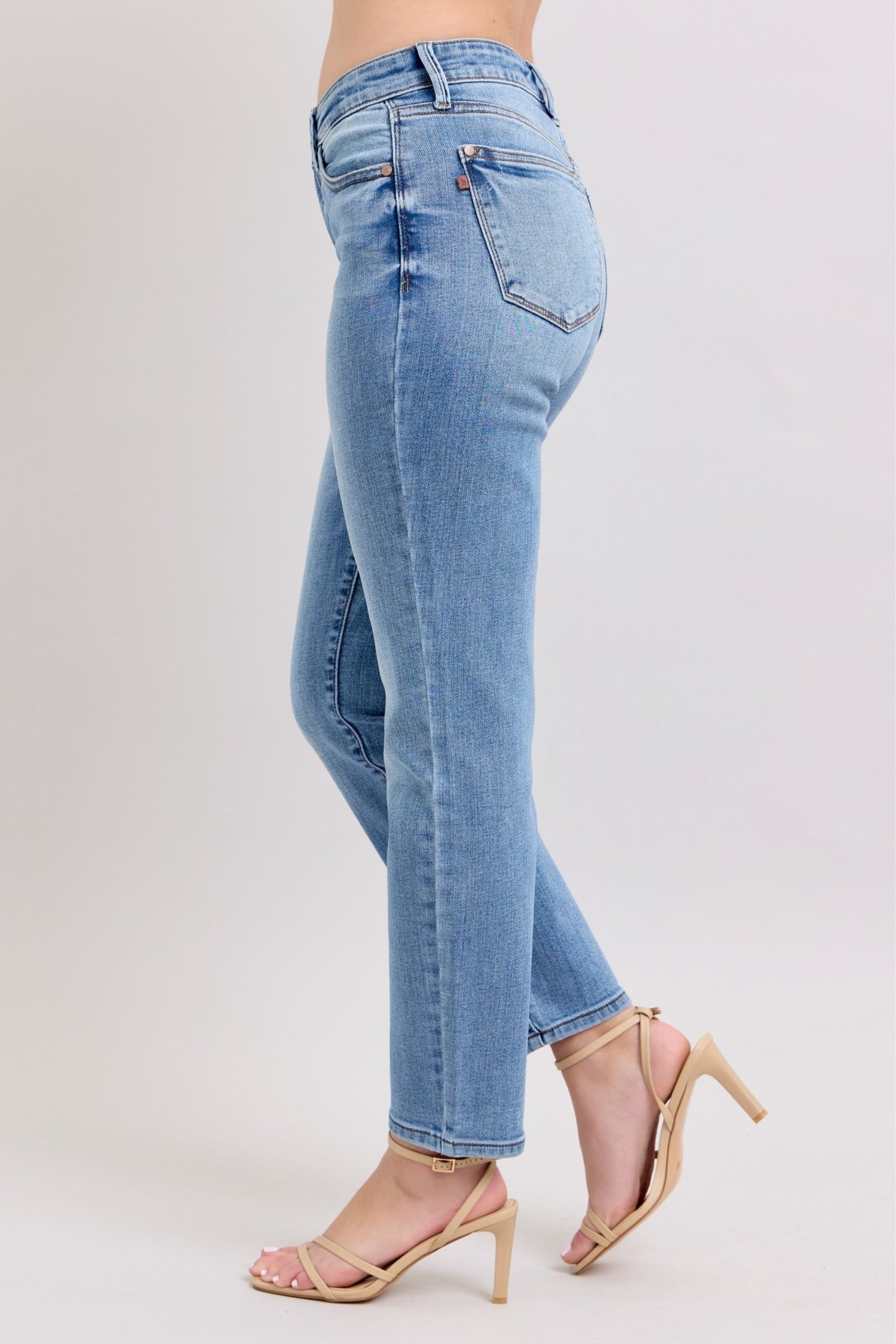 Judy Blue mid-rise Jeans