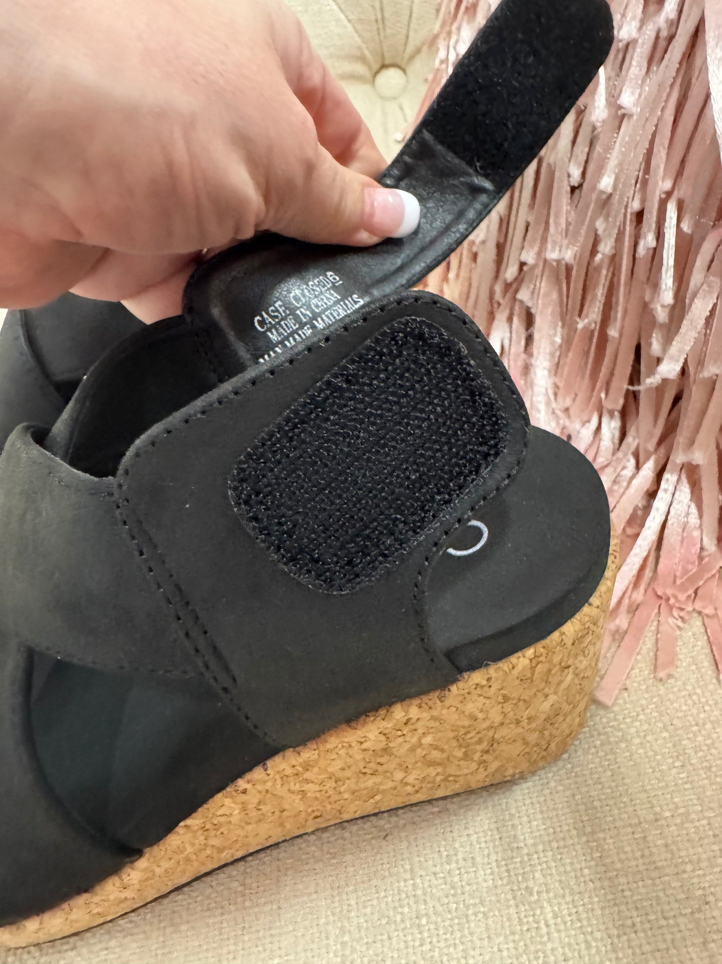 Corkys Case Closed wedges - Black