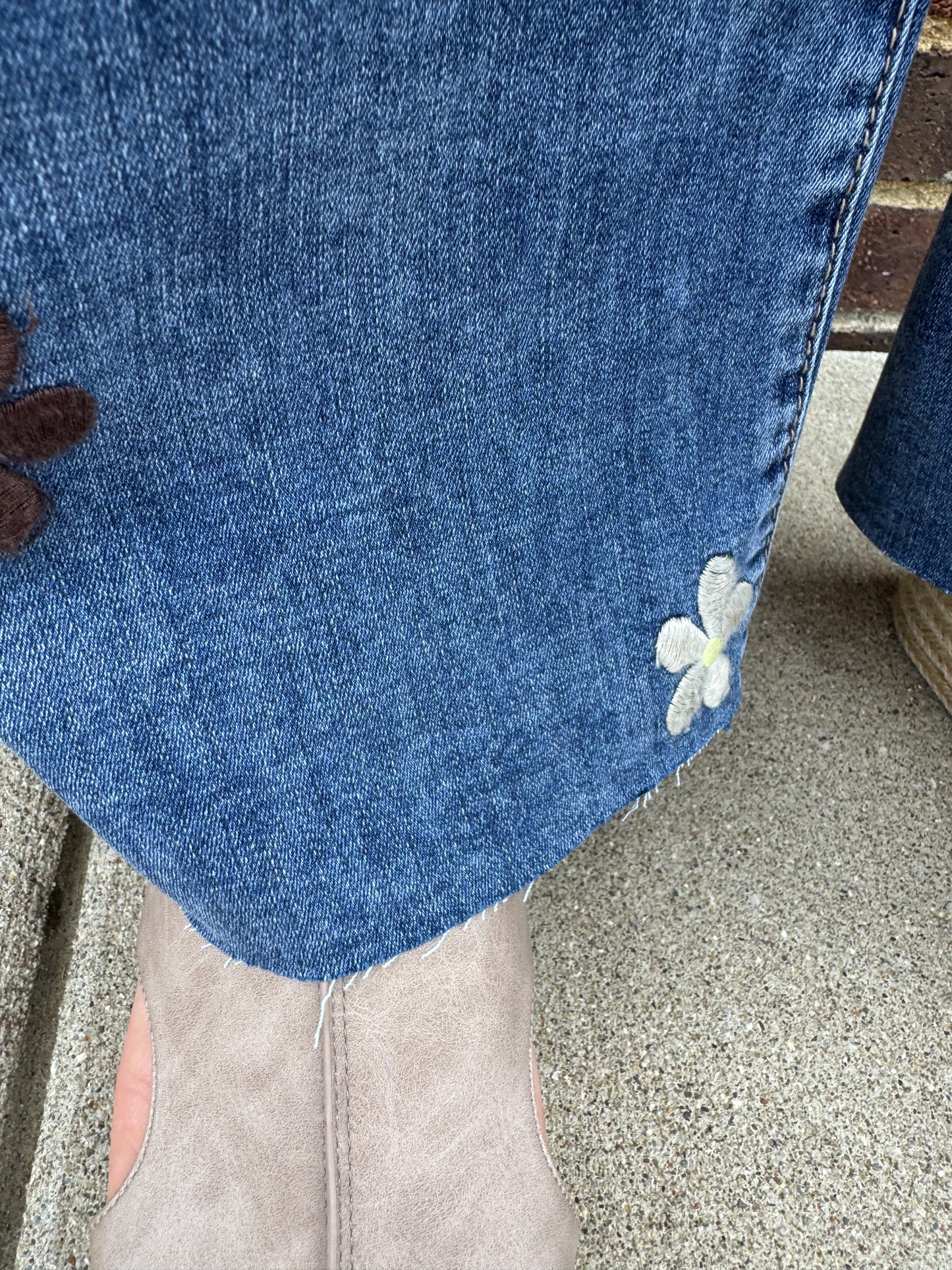 Charlie B Wide Leg Stretch Denim Pants With Allover Flower Patches