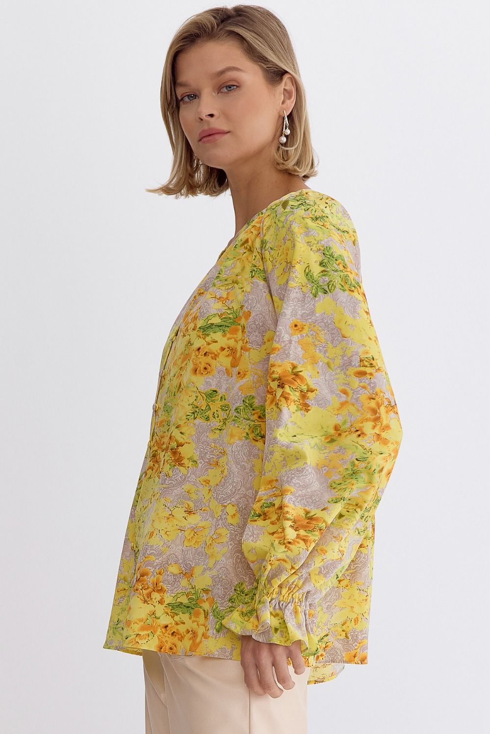 Entro Floral Print Woven Top with Button-down Design
