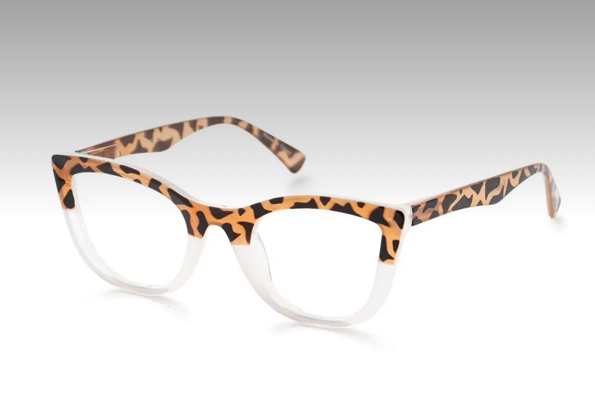 Stylish women's reading glasses for fall