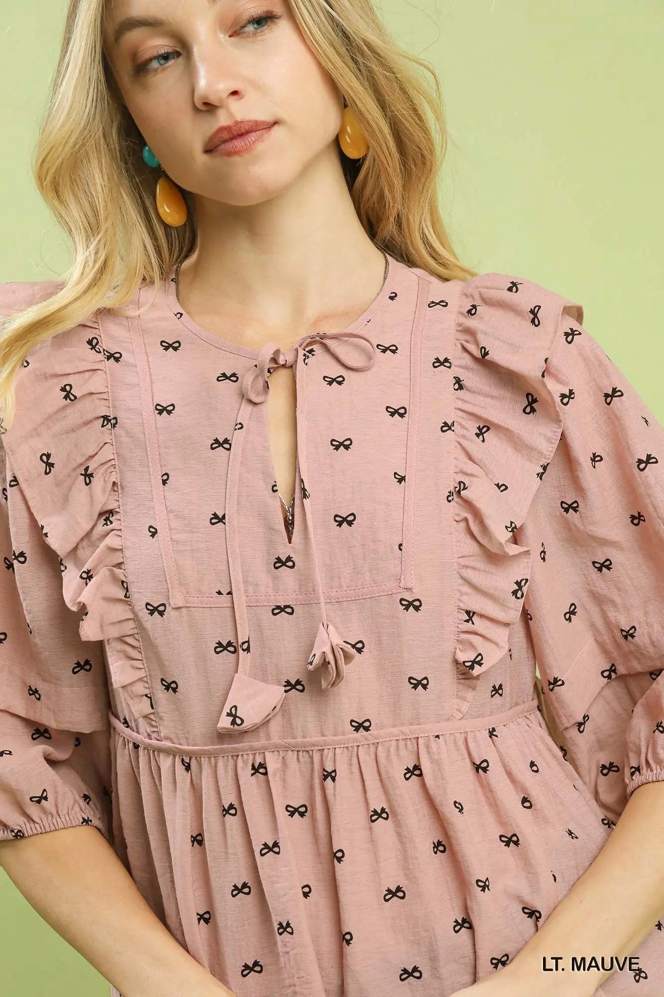 Umgee Plus Ruffle Sleeve Bow Print Blouse - Mauve