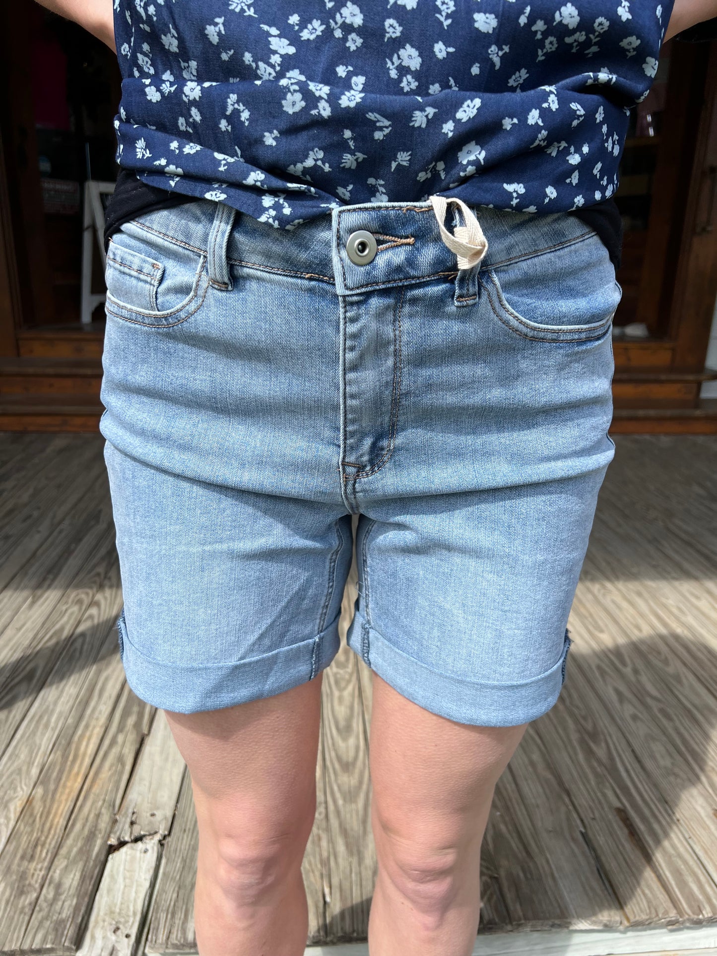 Charlie B cuffed hem light denim shorts