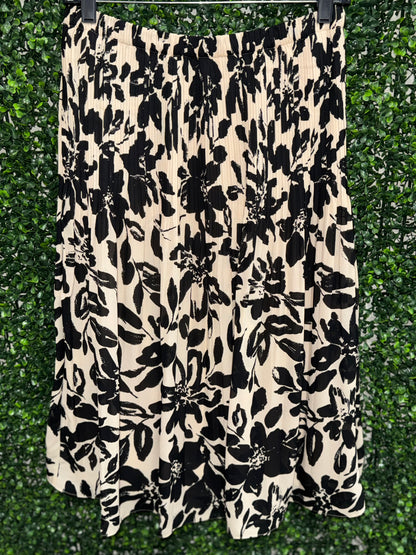 Keren Hart Black & Tan Floral Mini Pleat Midi Skirt