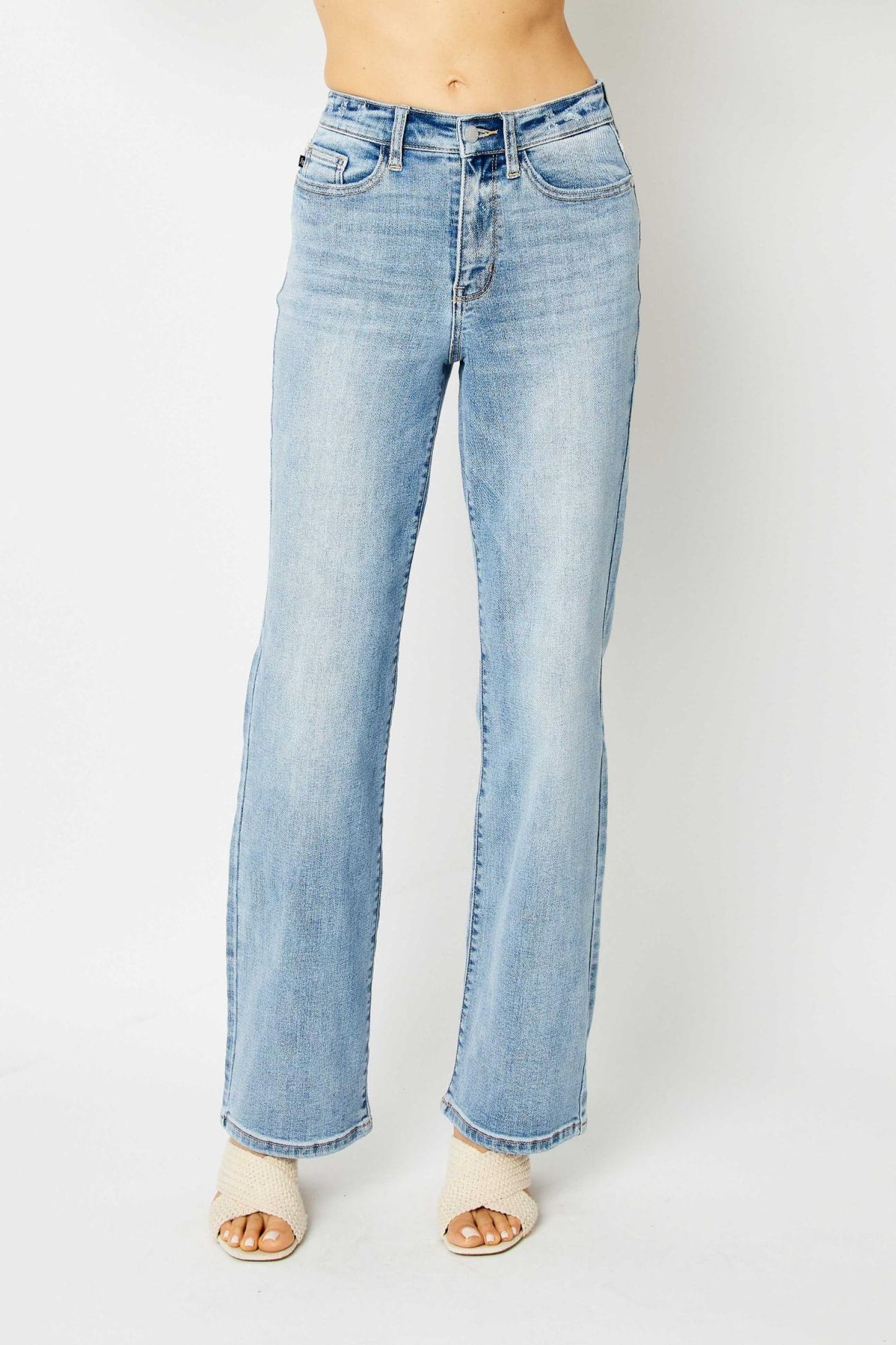 Judy Blue straight leg jeans - light wash