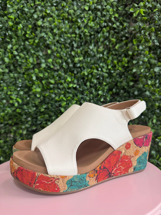 Corkys Carley - White Floral 2