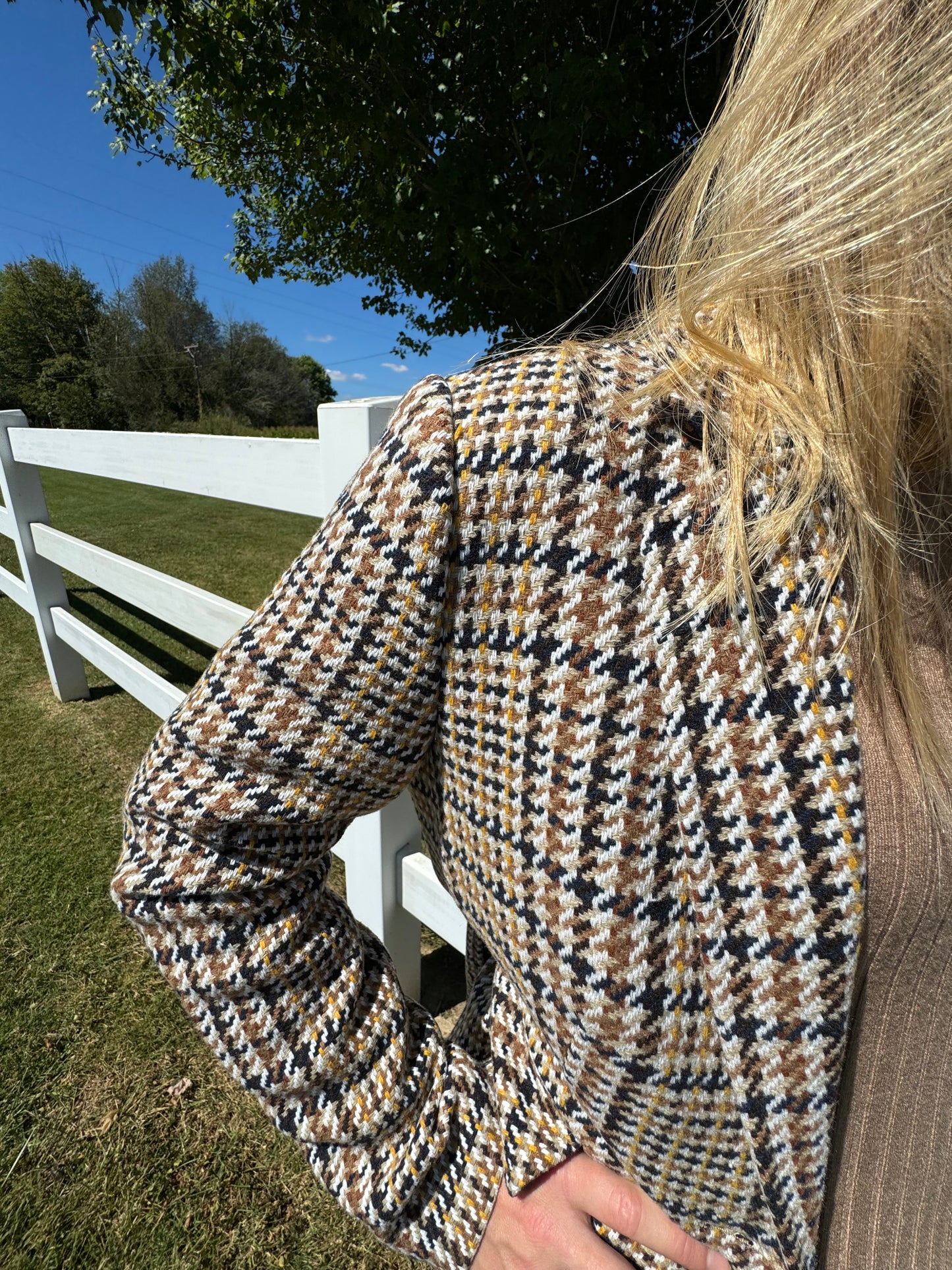 Charlie B Luxurious Yarn-Dye Plaid Tailored Blazer With Pockets