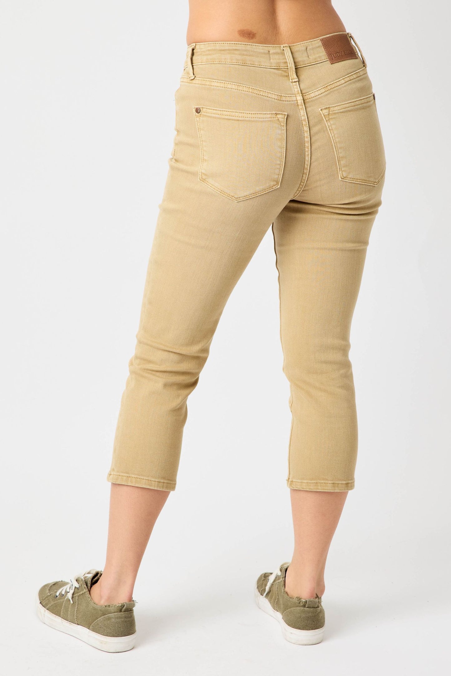 Judy Blue mid rise khaki capris