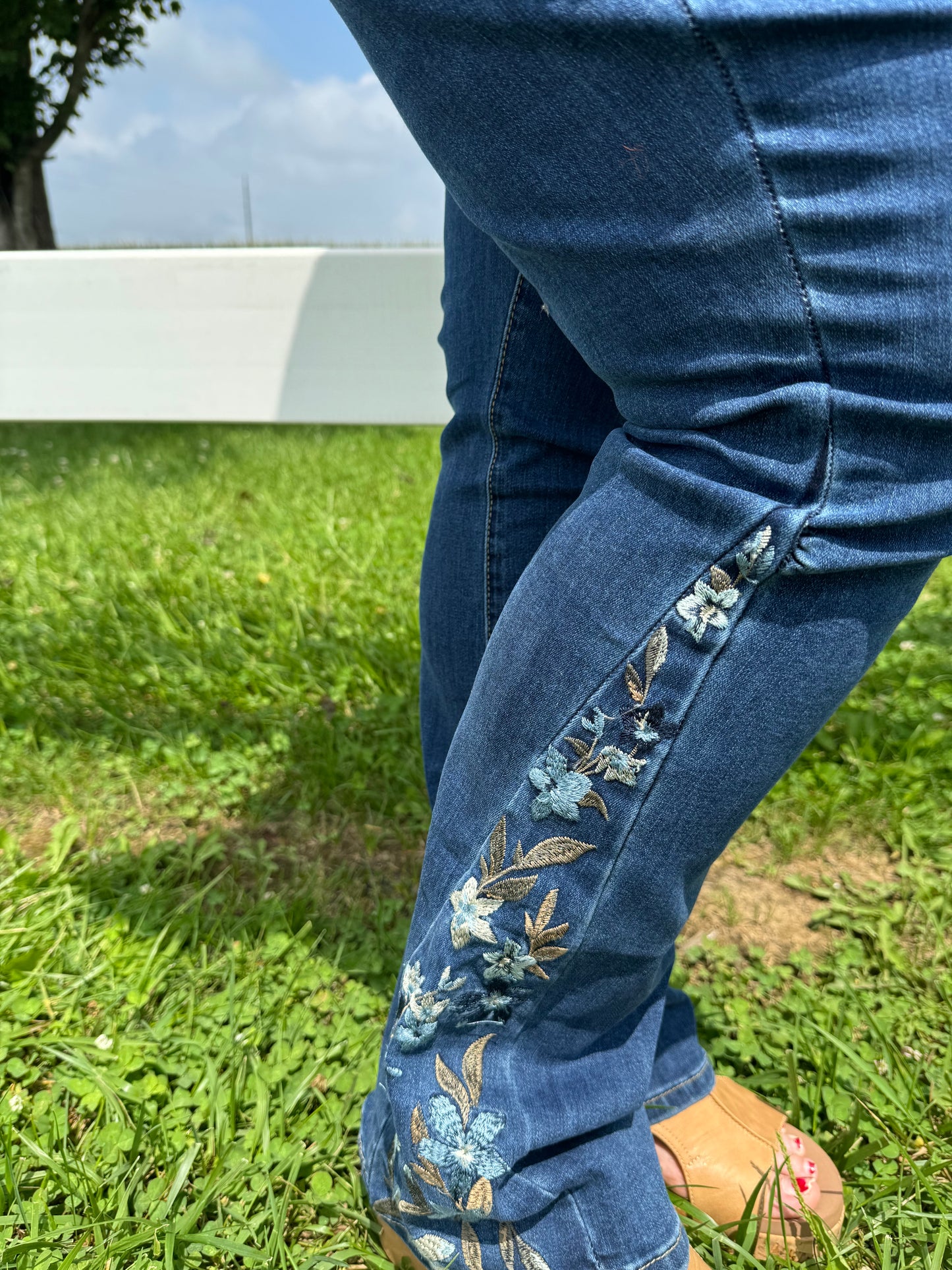 Charlie B Bootcut Jeans with Floral Embroidery