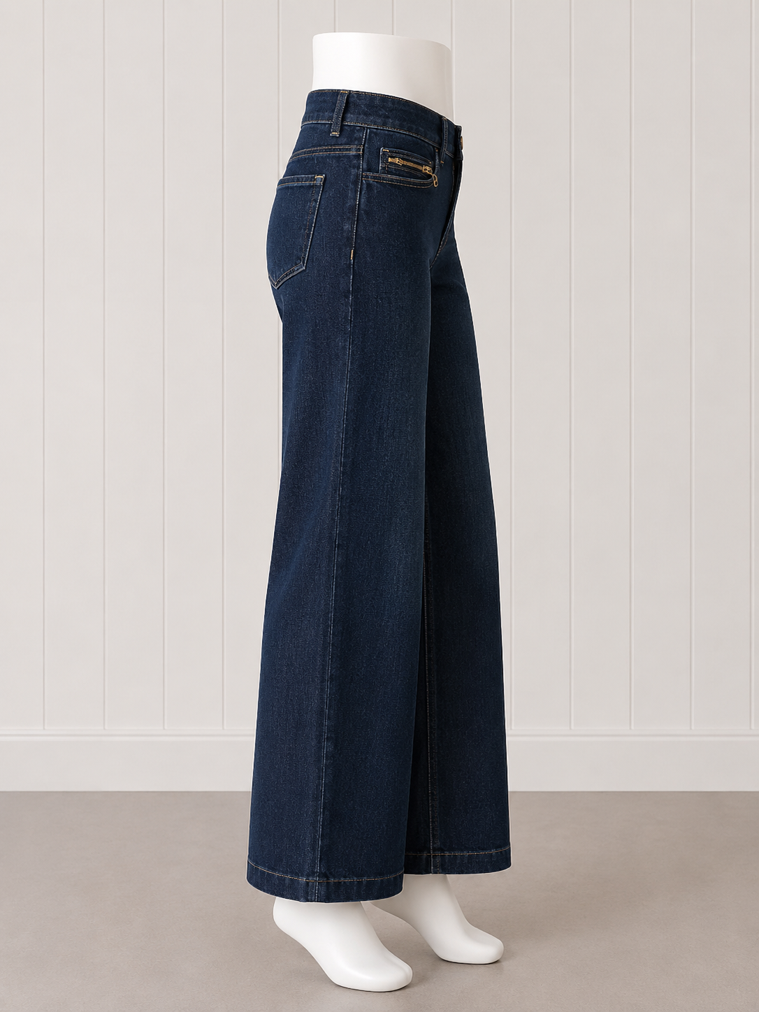 Charlie B Cropped Insert Pocket with Horsebit Wide Leg Stretch Denim