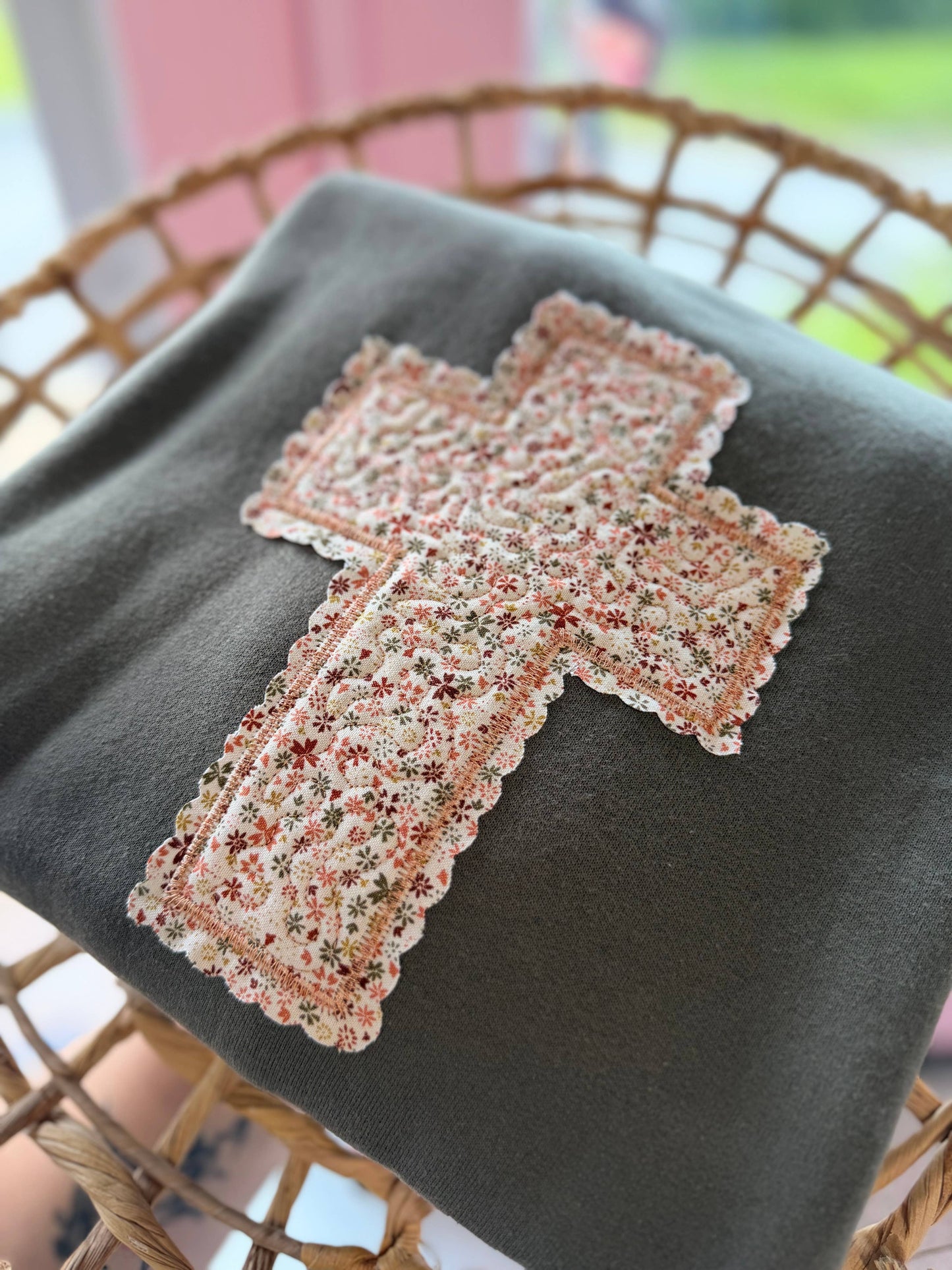 Appliqué embroidered cross w/ scalloped edges
