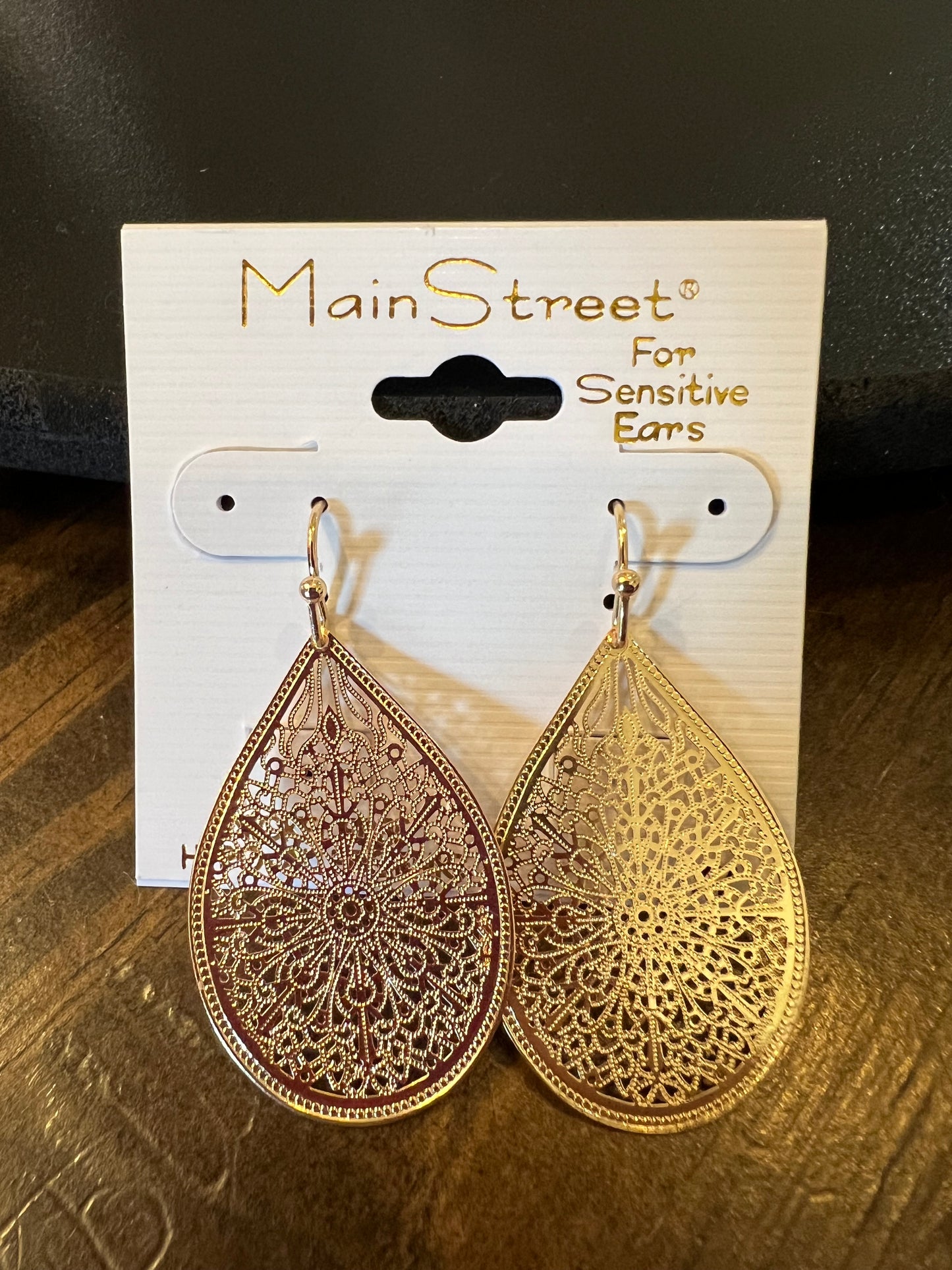 Bronze tear drop earrings