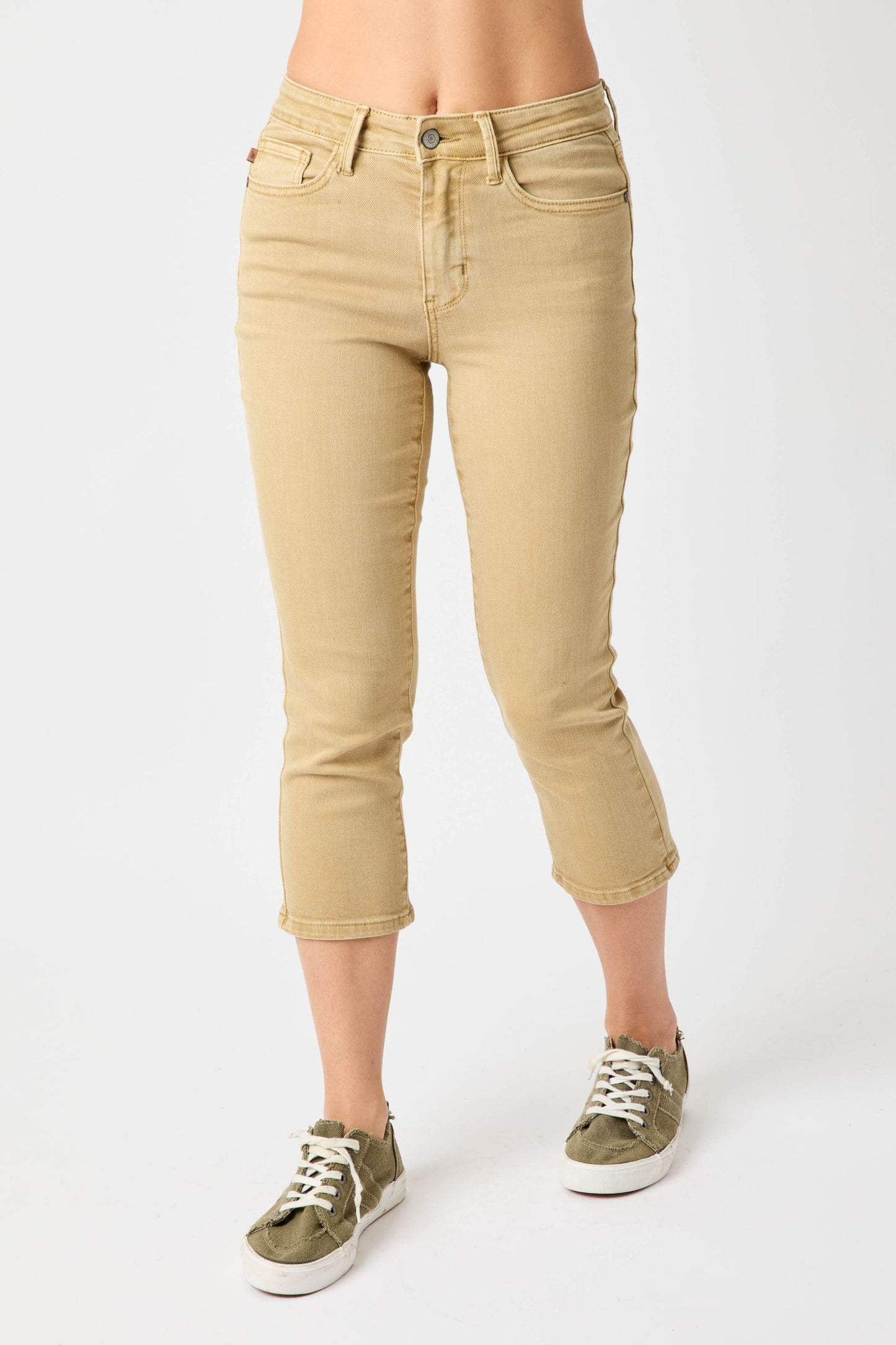 Judy Blue mid rise khaki capris