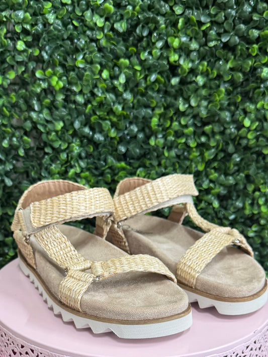 Corkys Give it a Go - Raffia