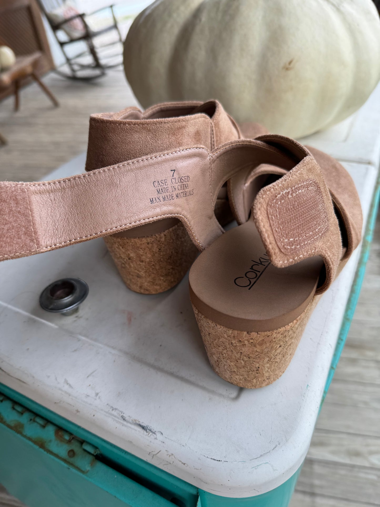 Corkys Case Closed Sling Back Wedge Sandals Camel Suede