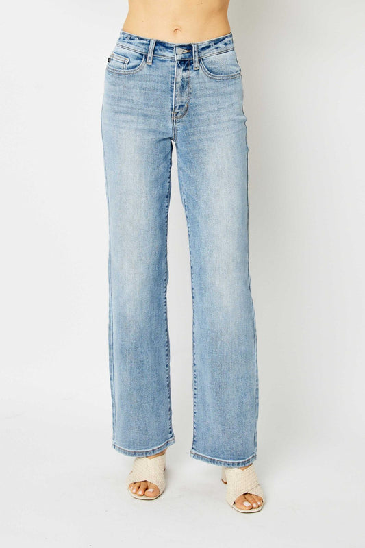 Judy Blue straight leg jeans - light wash