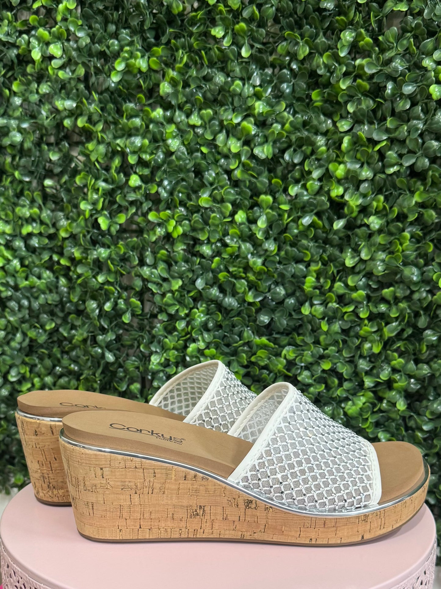 Corkys Lets Mesh Around - White