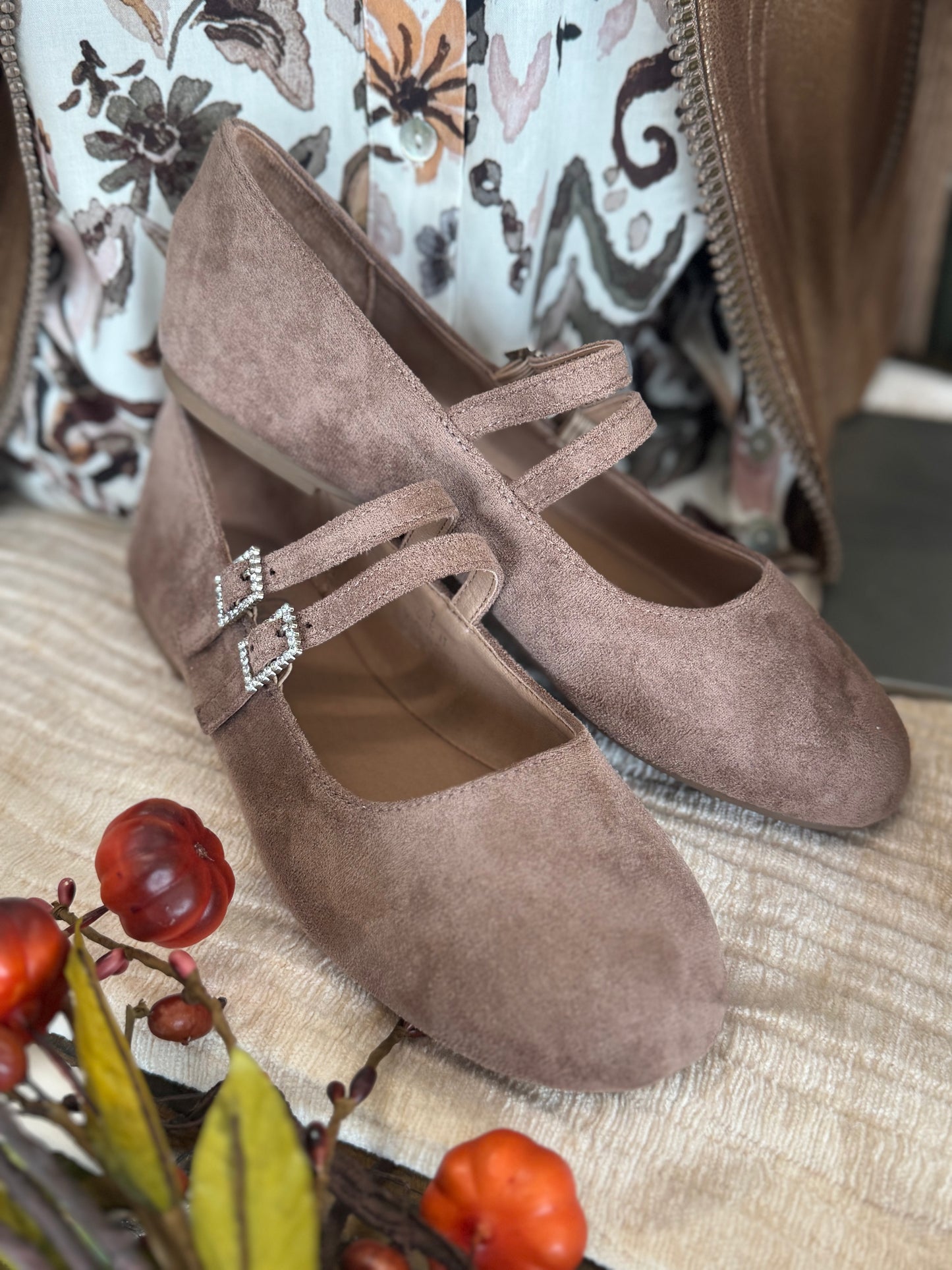 Corkys Own It - Walnut Faux Suede
