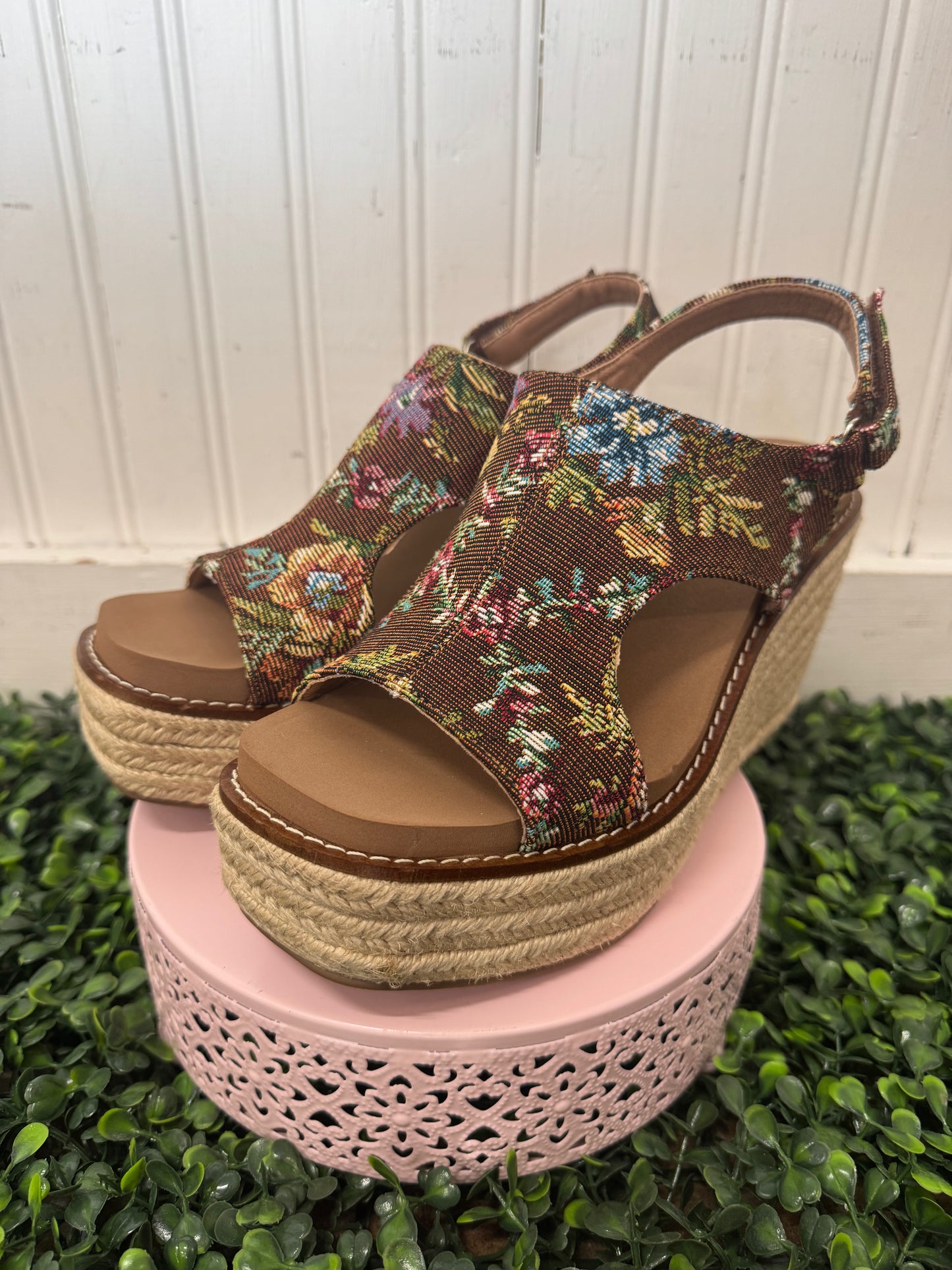 Corkys Freddie - Rust Brocade Floral