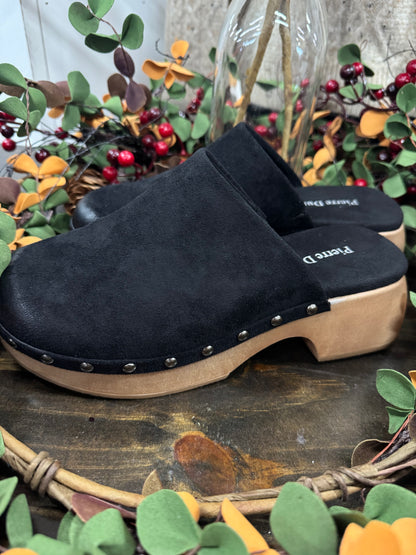 Pierre Dumas Jeda 2 Black Suede Clog