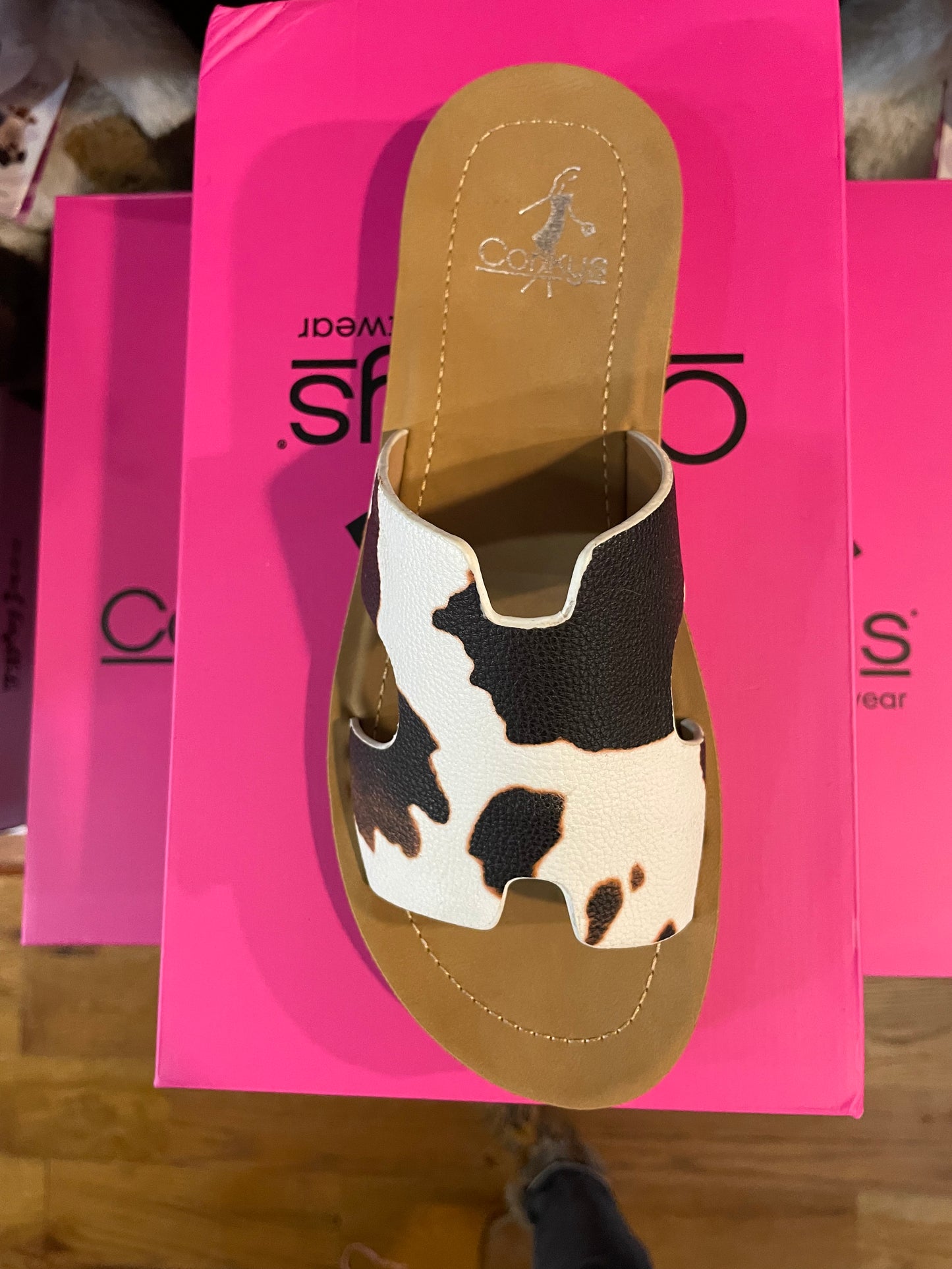 Corkys Smooth Cow Bogalusa Slide Sandal