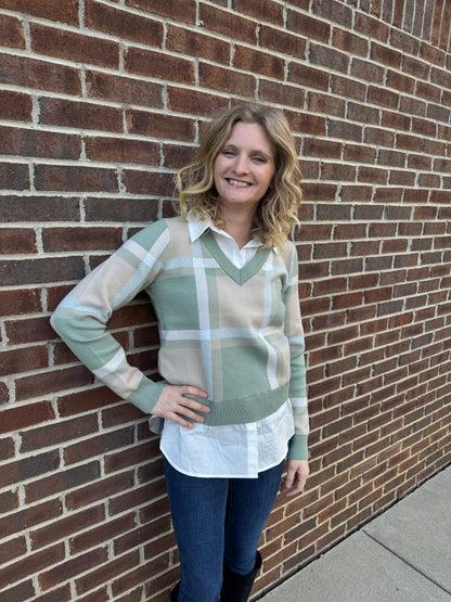 Keren Hart Green and Beige Plaid Sweater with Collar Detail