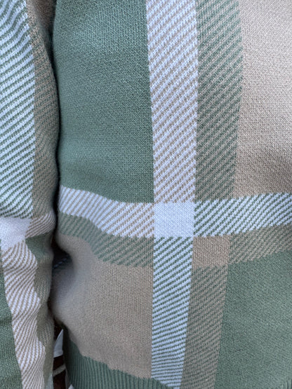 Keren Hart Green and Beige Plaid Sweater with Collar Detail