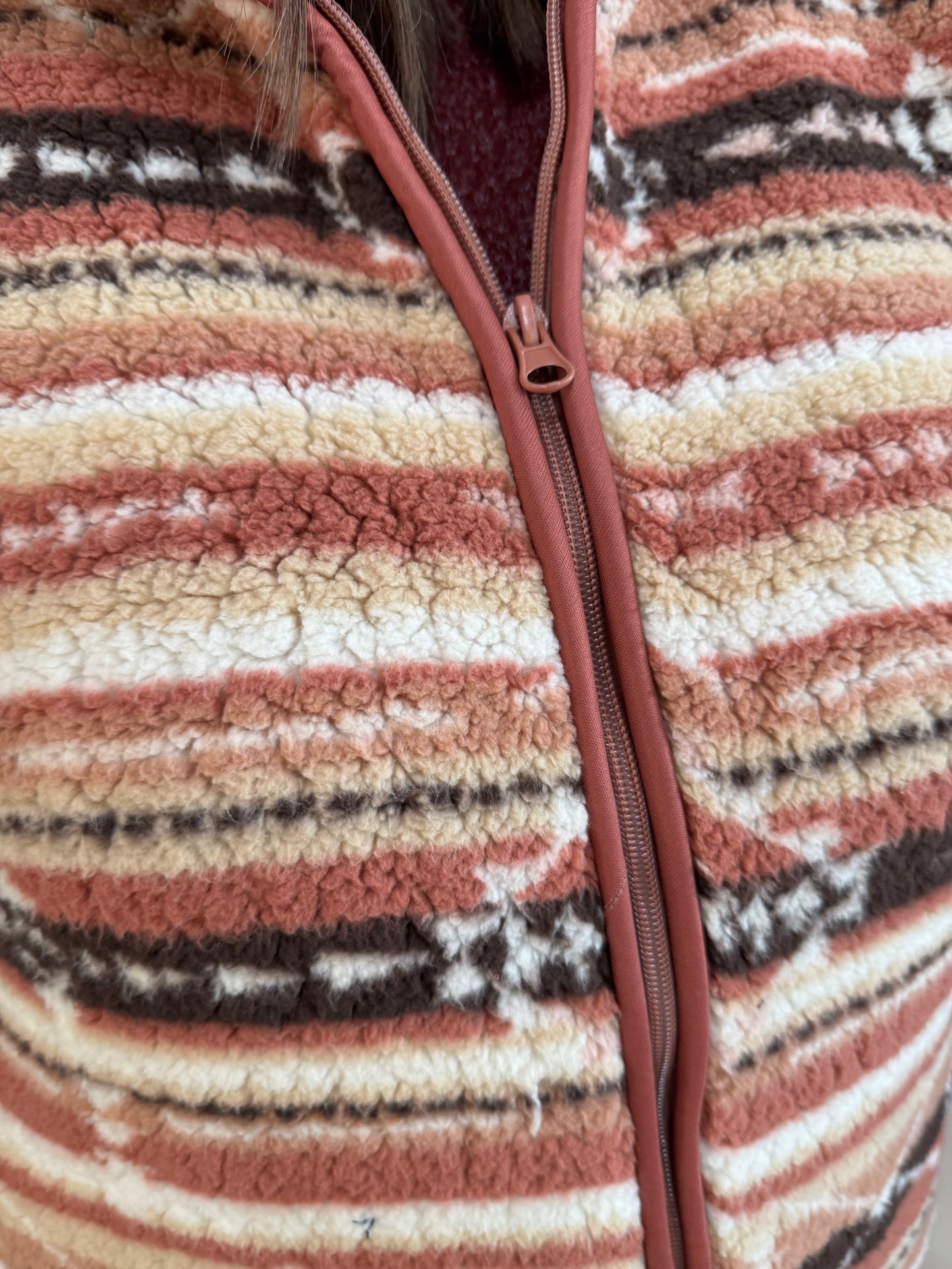 Keren Hart Sherpa Vest