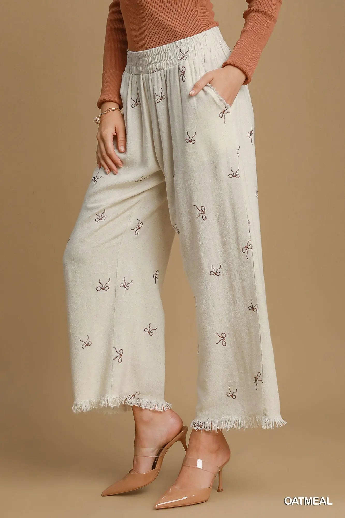 Umgee Linen Blend Pull On Pants - Oatmeal with Bow detail