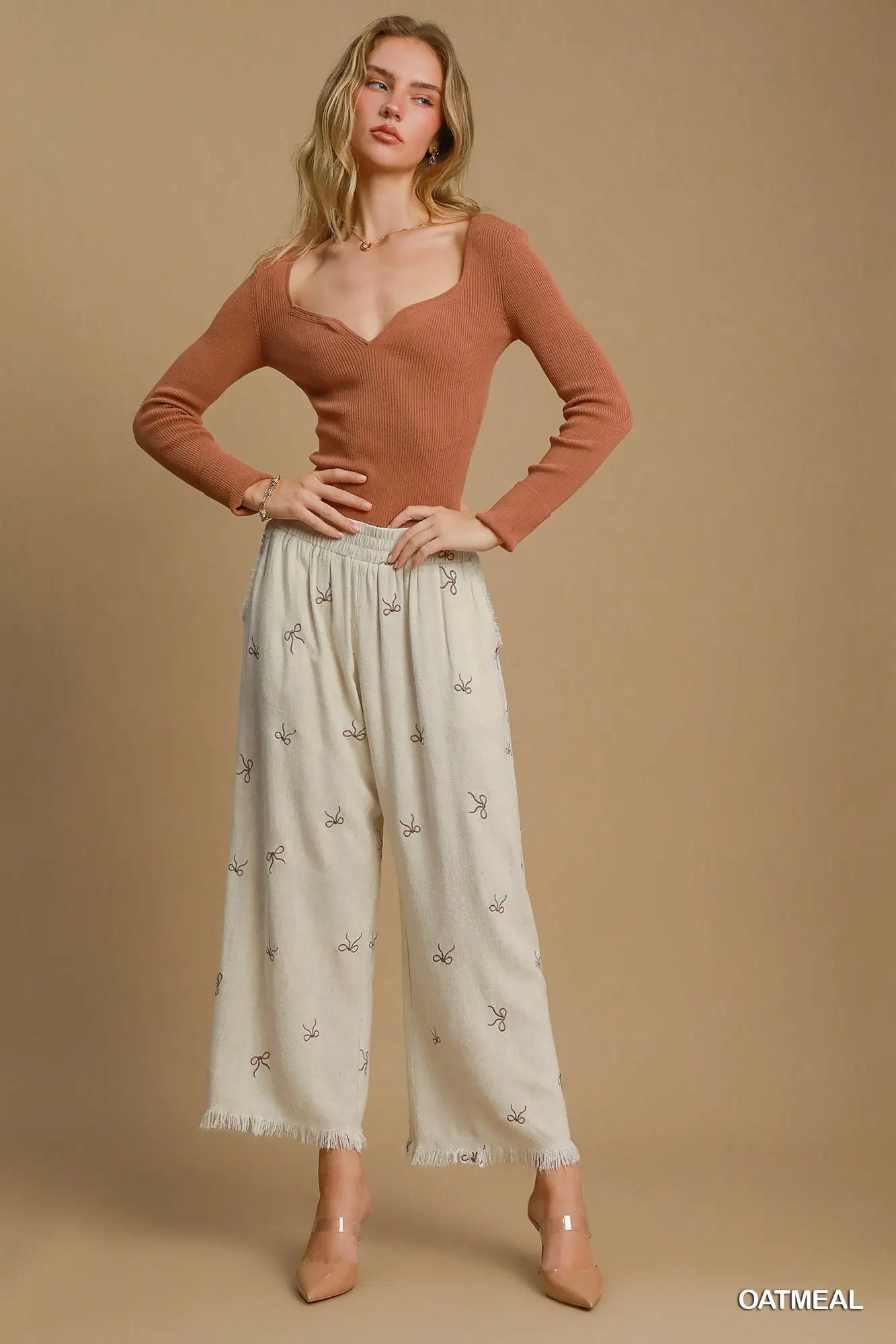Umgee Linen Blend Pull On Pants - Oatmeal with Bow detail