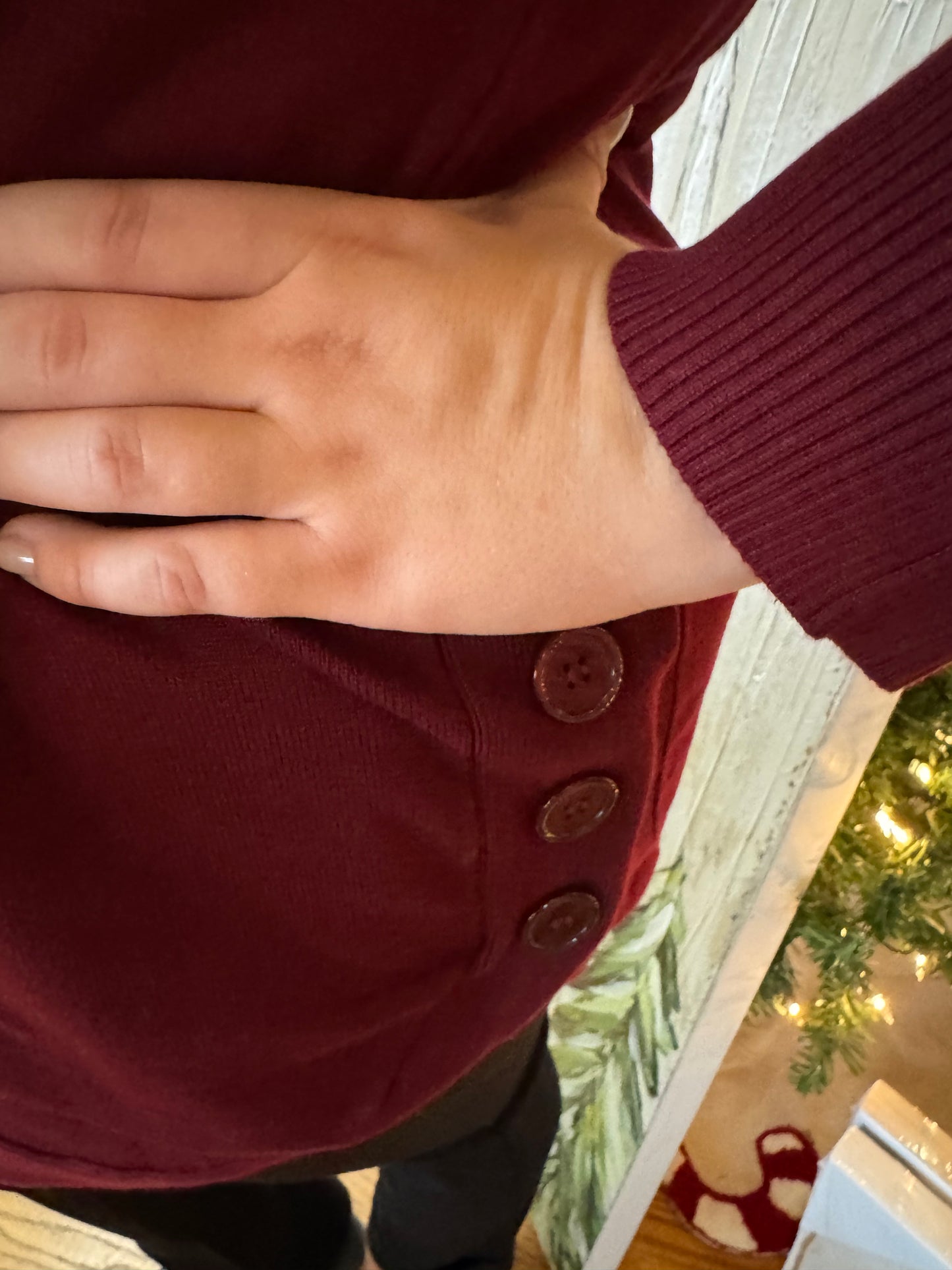 Keren Hart Burgundy V-neck Sweater with Rounded Hem and Buttons