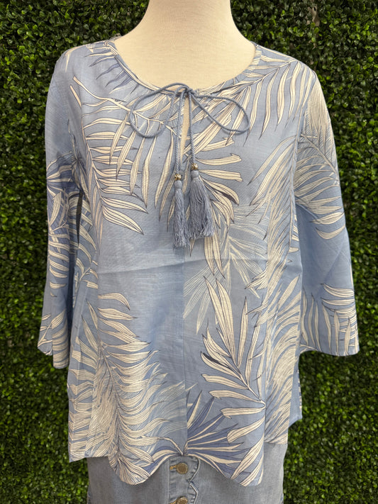 Keren Hart Light Blue & White Palm Patterned Blouse
