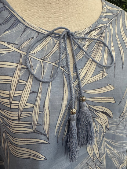 Keren Hart Light Blue & White Palm Patterned Blouse