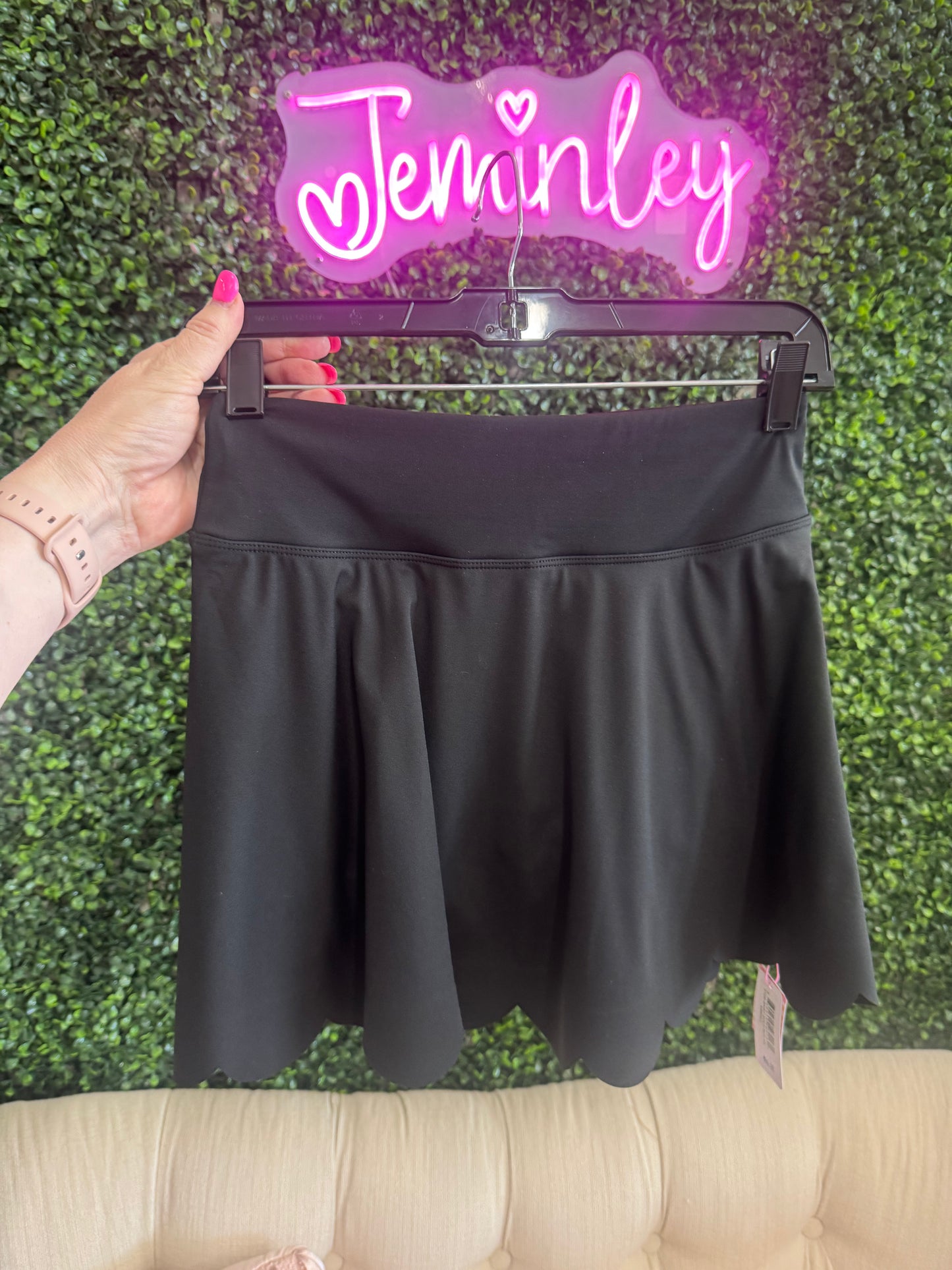 Simply Southern Scalloped Hem Active Skort - Black