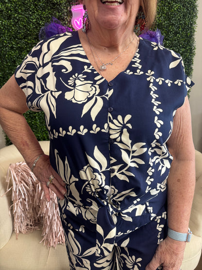 Keren Hart matching navy Flowy bottoms and button top