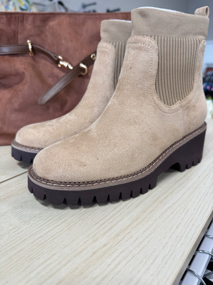 Corkys Trail Mix boot in sand faux suede