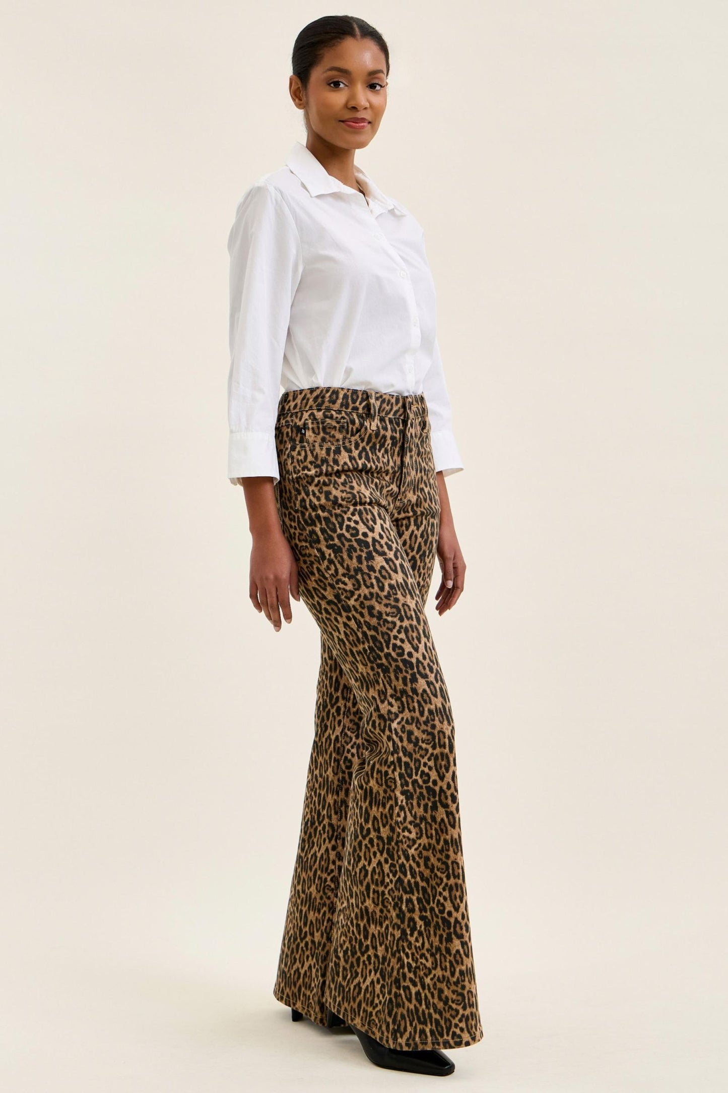 Judy Blue MR Jaqueline Flare in Leopard Luxe Jeans