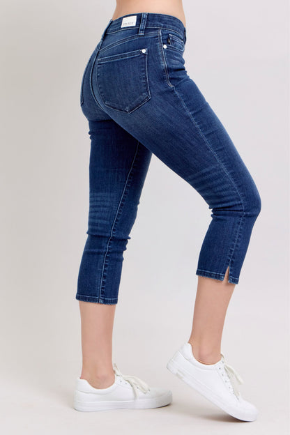 Judy Blue Dark Wash Capris