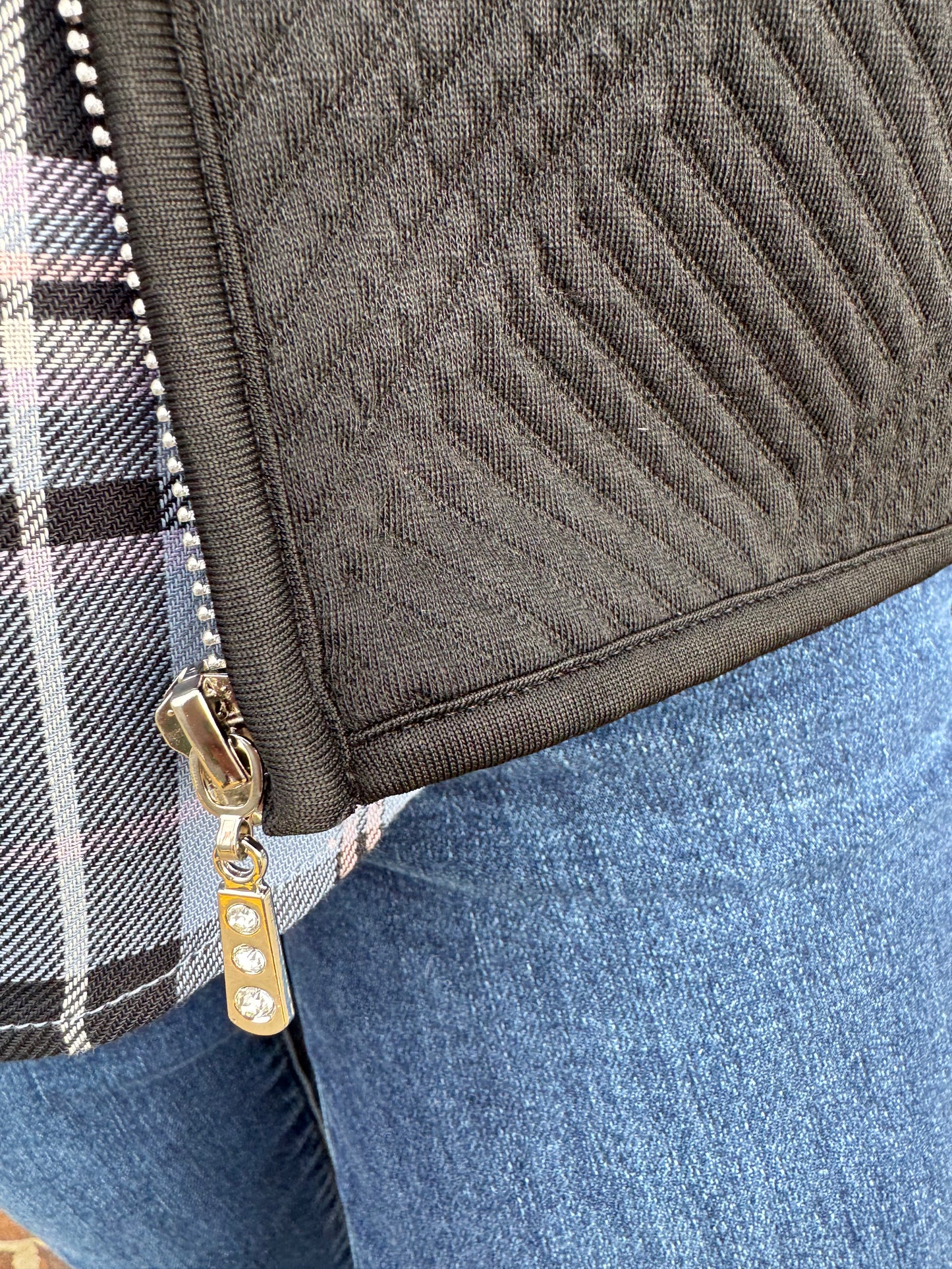 Keren Hart Black Lightweight Vest