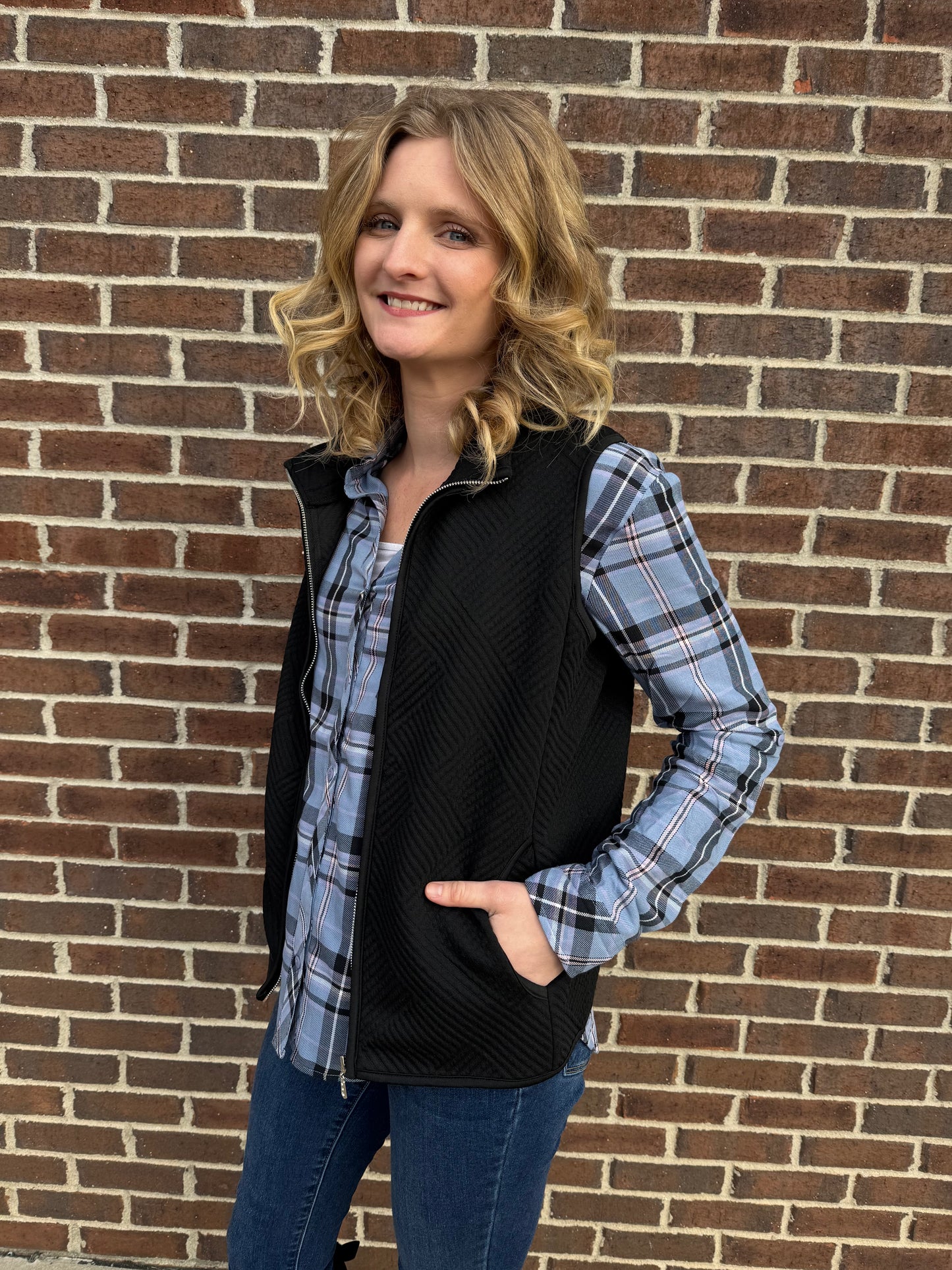 Keren Hart Black Lightweight Vest