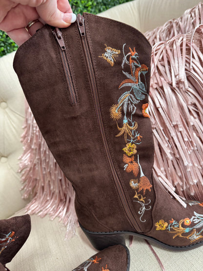 Pierre Dumas embroidered boots