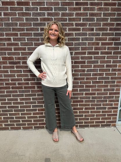 Charlie B Cropped Patch Pocket Flare Colored Twill Pants - Spruce