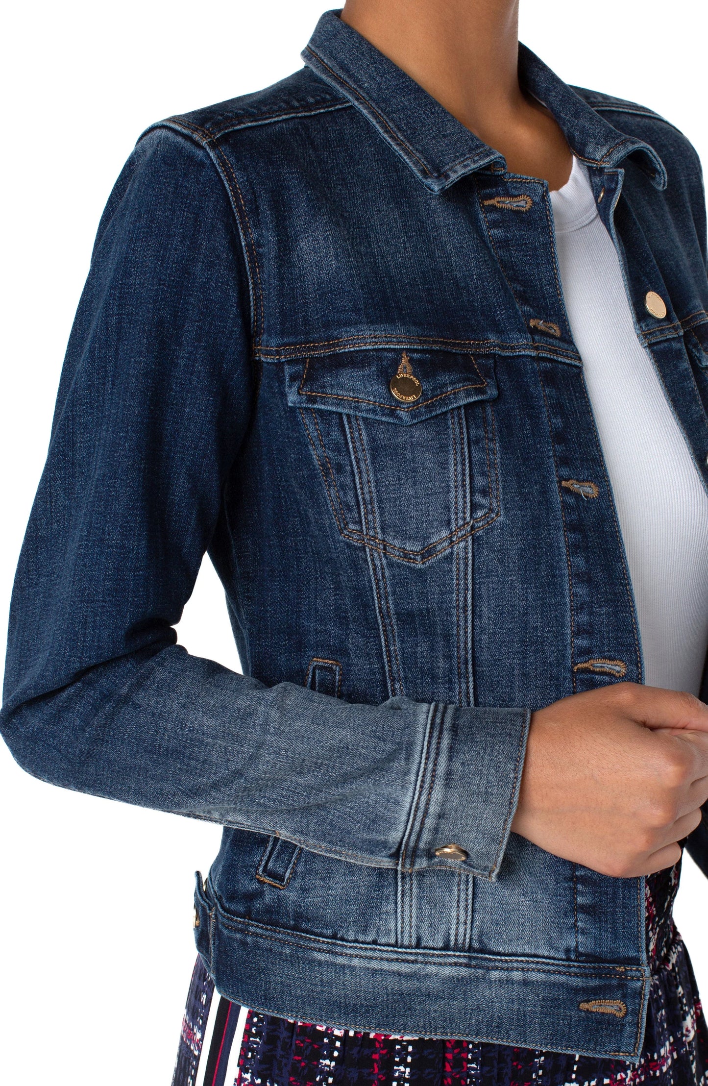 Detail Liverpool ombre denim jacket with golden hardware, stretch fabric, six-button closure, and multiple pockets.