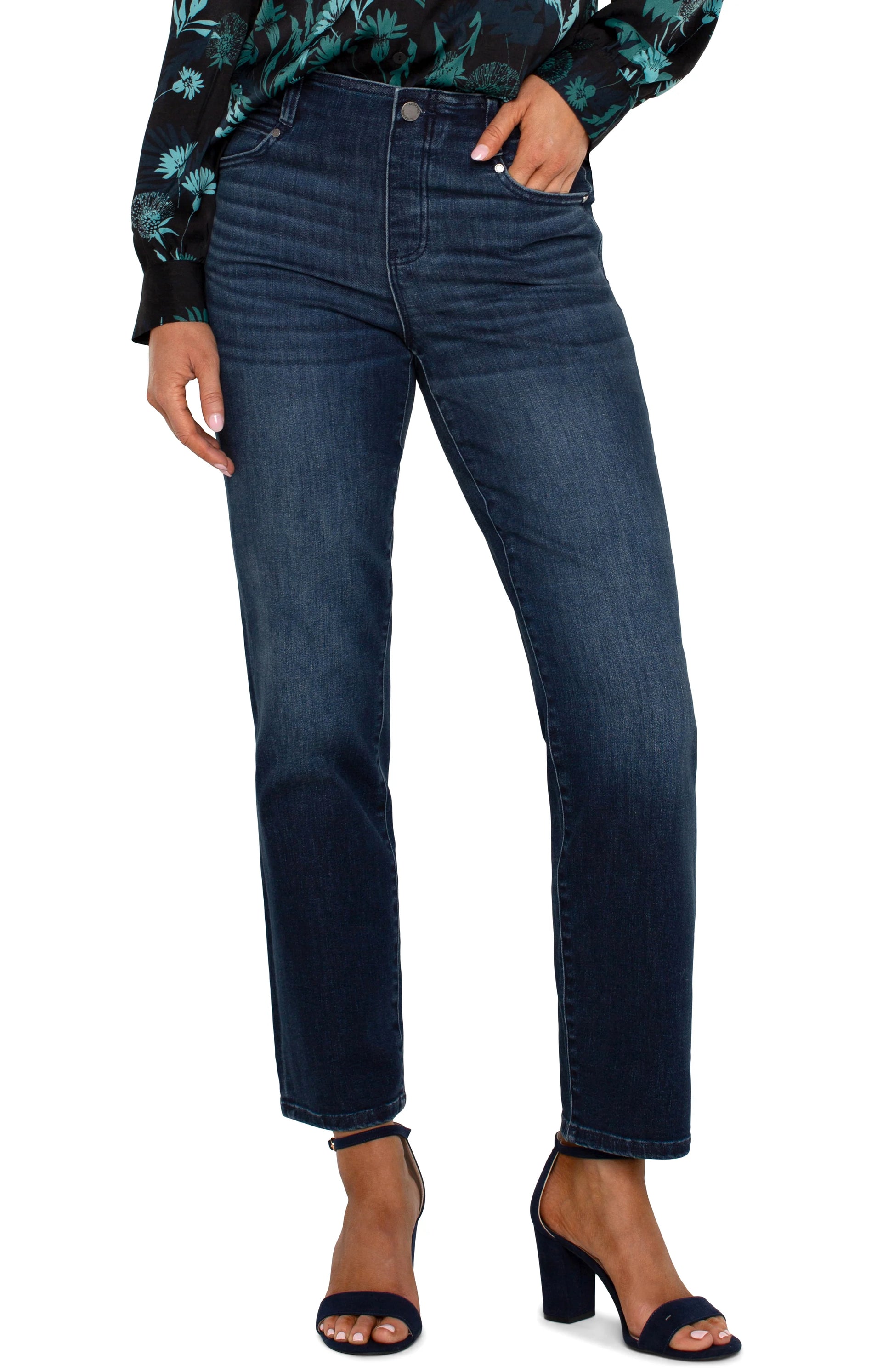 Front Liverpool Gia Glider straight-leg jeans with mid-rise fit, functioning pockets, 29-inch inseam, and sleek dark denim wash.
