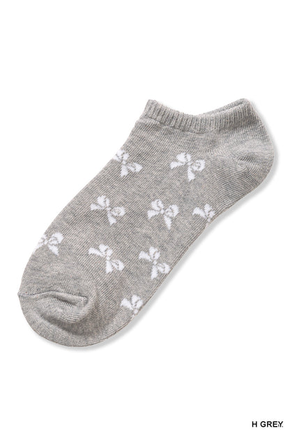 Gray Comfortable low-cut cotton blend socks with breathable stretchy fabric